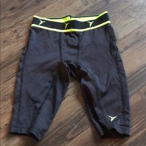 Old navy active leggings. (Xs 5)
